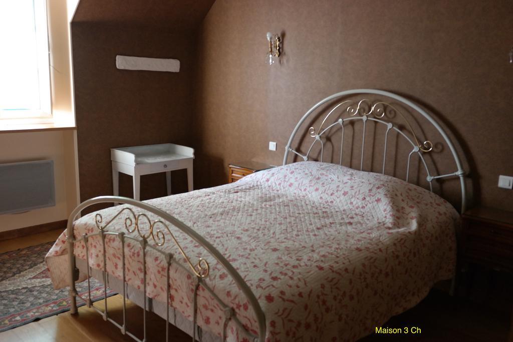 Sarl Verrerie Royale Val-Couesnon Habitación foto